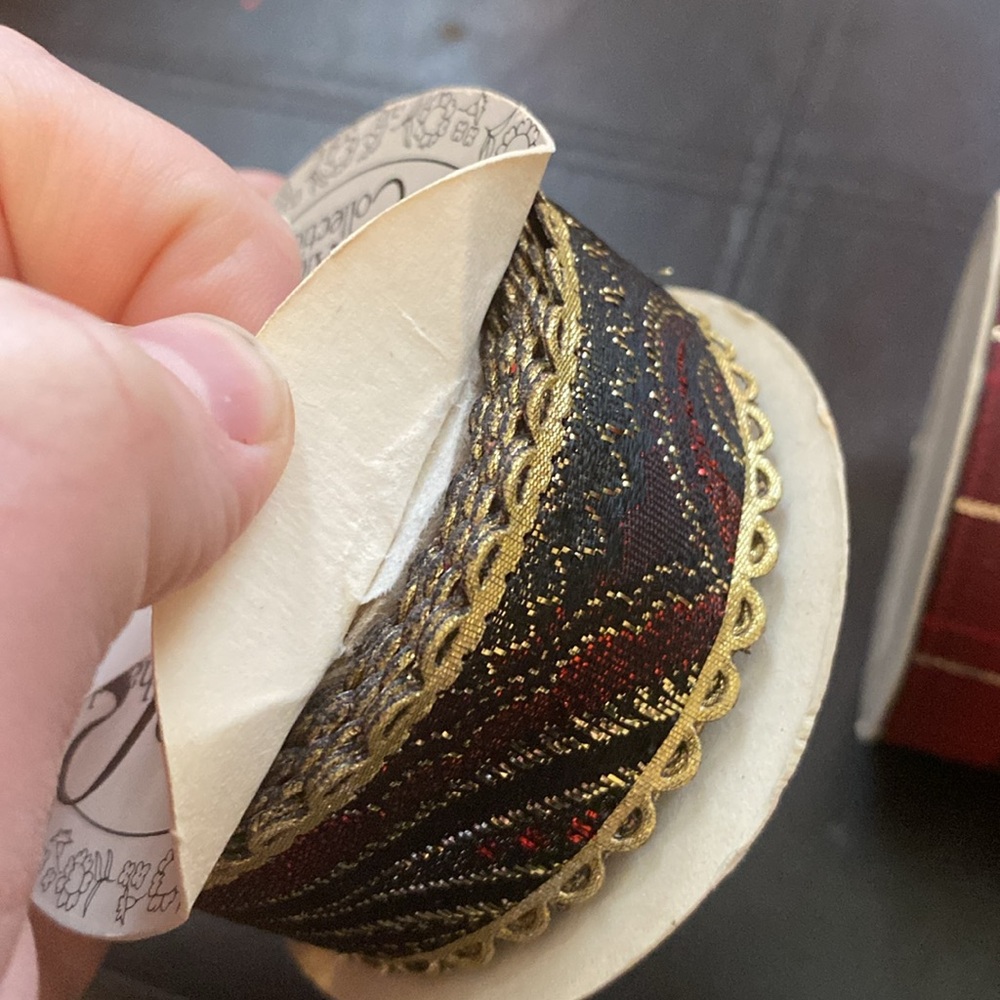 Vintage Christmas ribbon - Picture 2 of 4